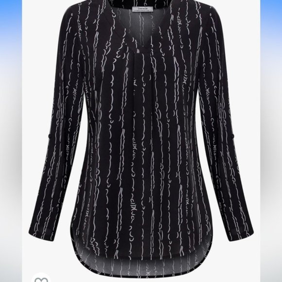 Chiffon Printed V Neck Blouse - Picture 4 of 9